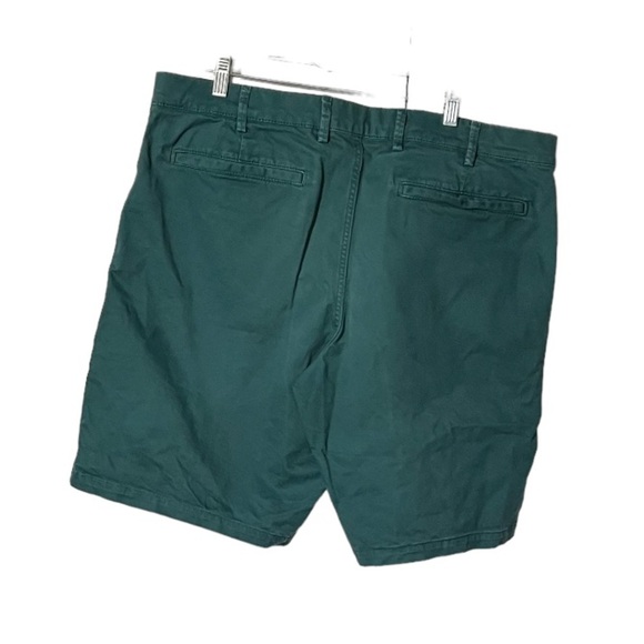 GAP Essential Khaki Shorts Green 10 inch Size 38 Preppy Summer Nautical - Picture 2 of 4